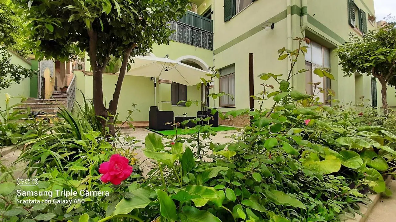 Pratza Froria Hotel Villasimius